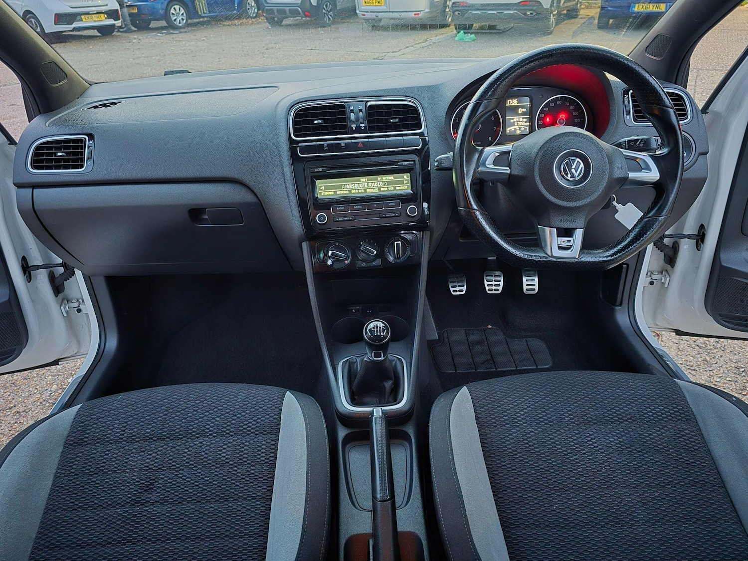 Used Volkswagen Polo 2013 for sale - 76473386: Photo 17