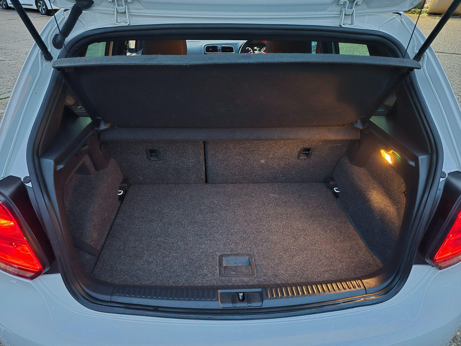 Used Volkswagen Polo 2013 for sale - 76473386: Photo 33