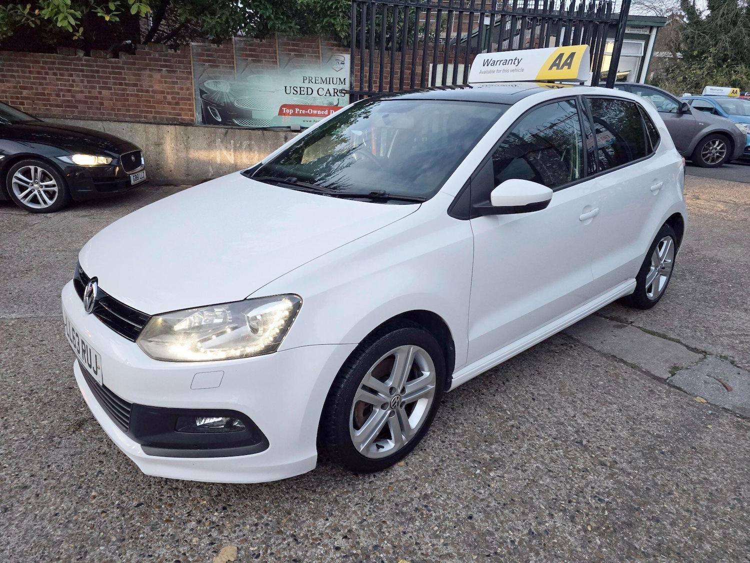 Used Volkswagen Polo 2013 for sale - 76473386: Photo 4