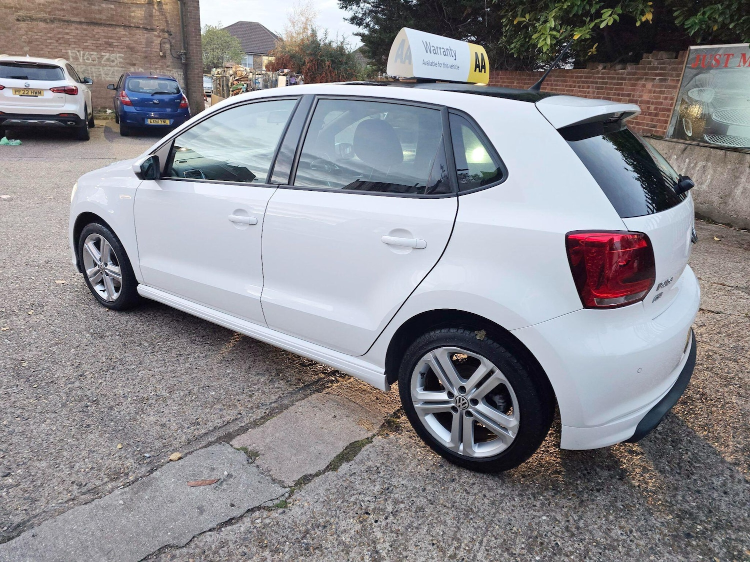 Used Volkswagen Polo 2013 for sale - 76473386: Photo 6