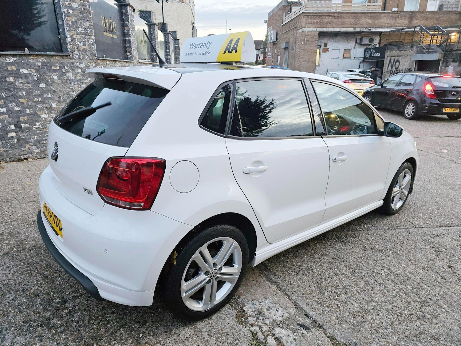 Used Volkswagen Polo 2013 for sale - 76473386: Photo 7