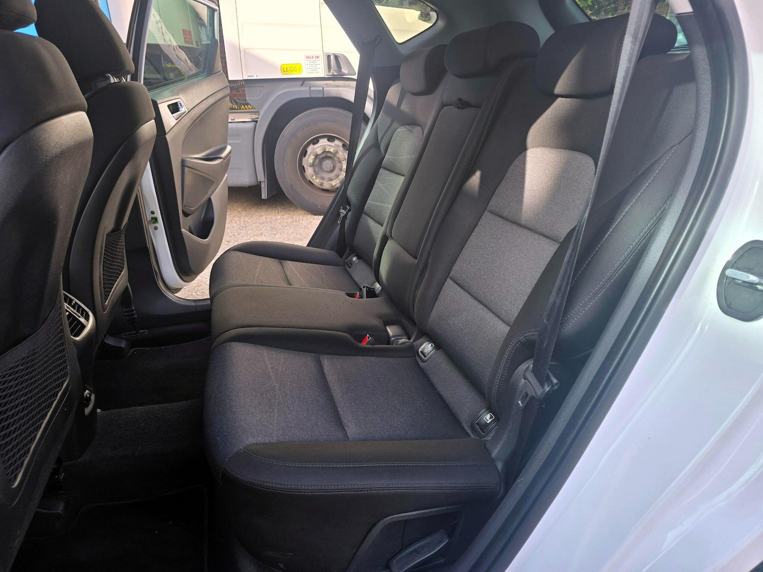 Used Hyundai TUCSON 2019 for sale - 76240023: Photo 27