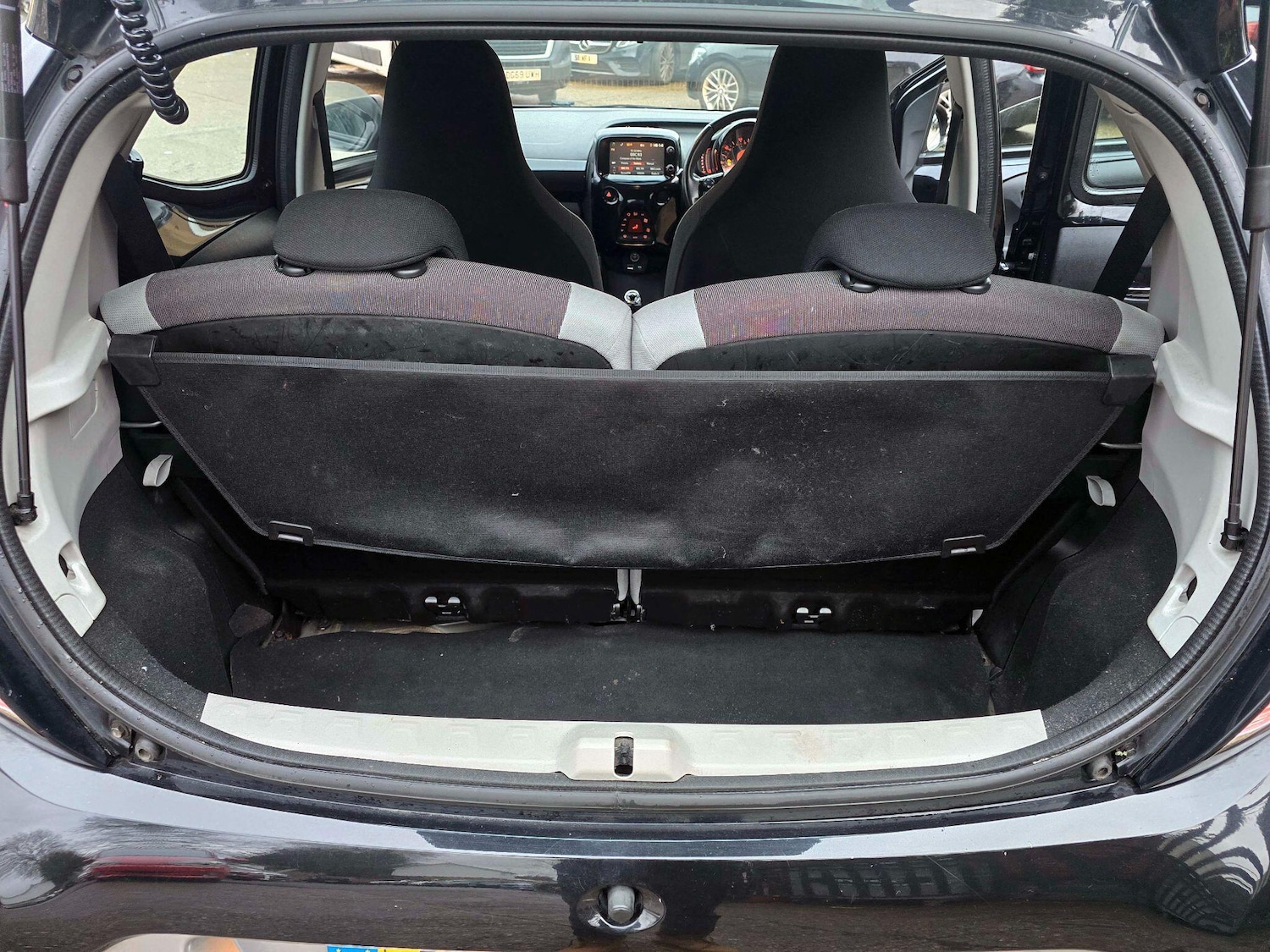 Used Toyota AYGO 2015 for sale - 77550412: Photo 26