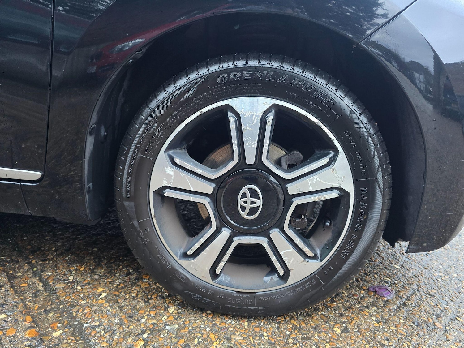 Used Toyota AYGO 2015 for sale - 77550412: Photo 27