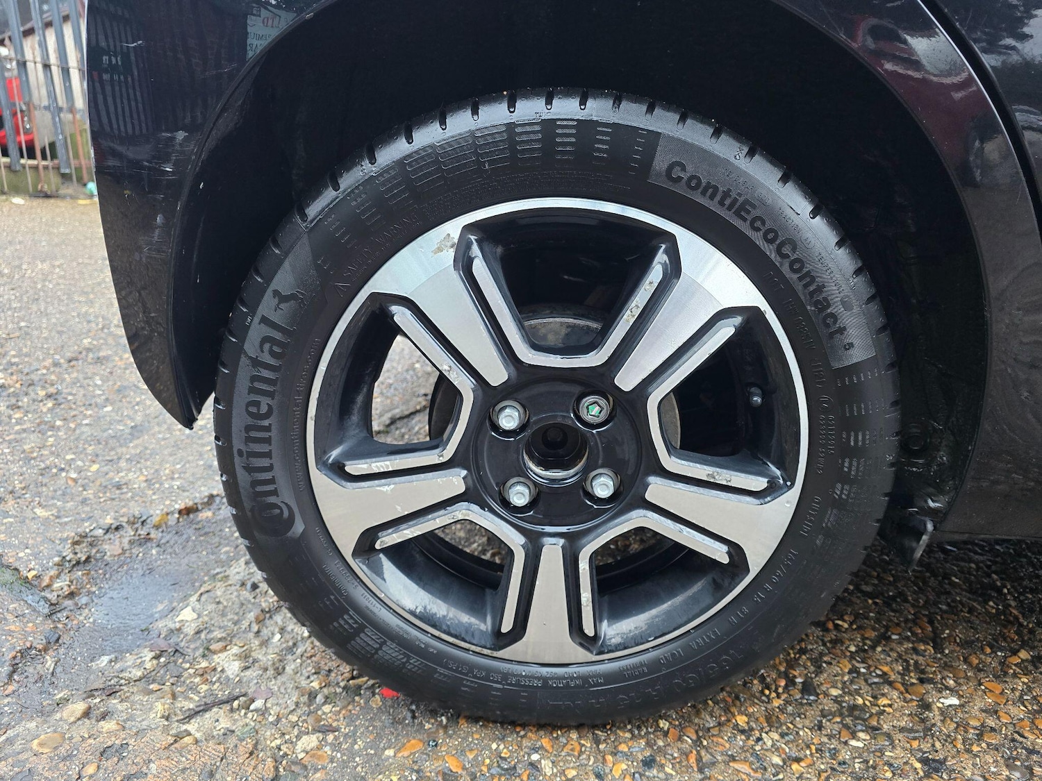 Used Toyota AYGO 2015 for sale - 77550412: Photo 28