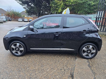 Used Toyota AYGO 2015 for sale - 77550412: Photo