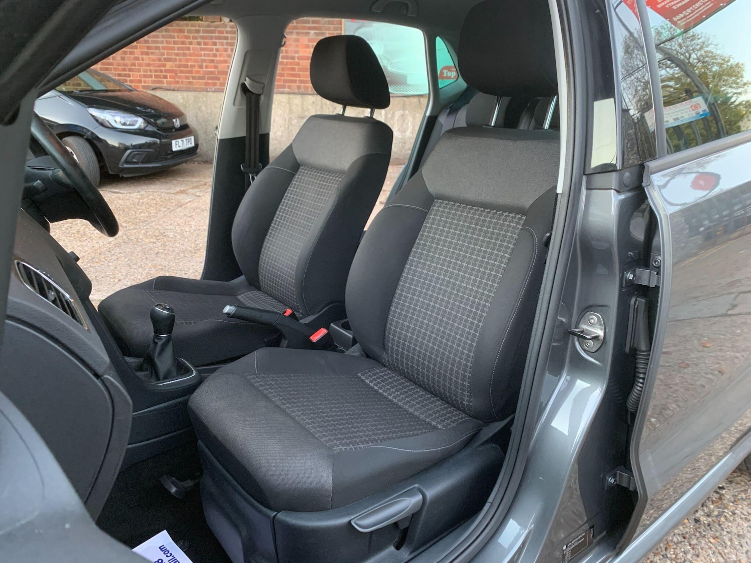 Used Volkswagen Polo 2016 for sale - 76522186: Photo 18