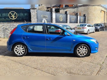 Used Hyundai i30 2010 for sale - 79677182: Photo