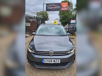 Used Volkswagen Touran 2018 for sale - 79711662: Photo
