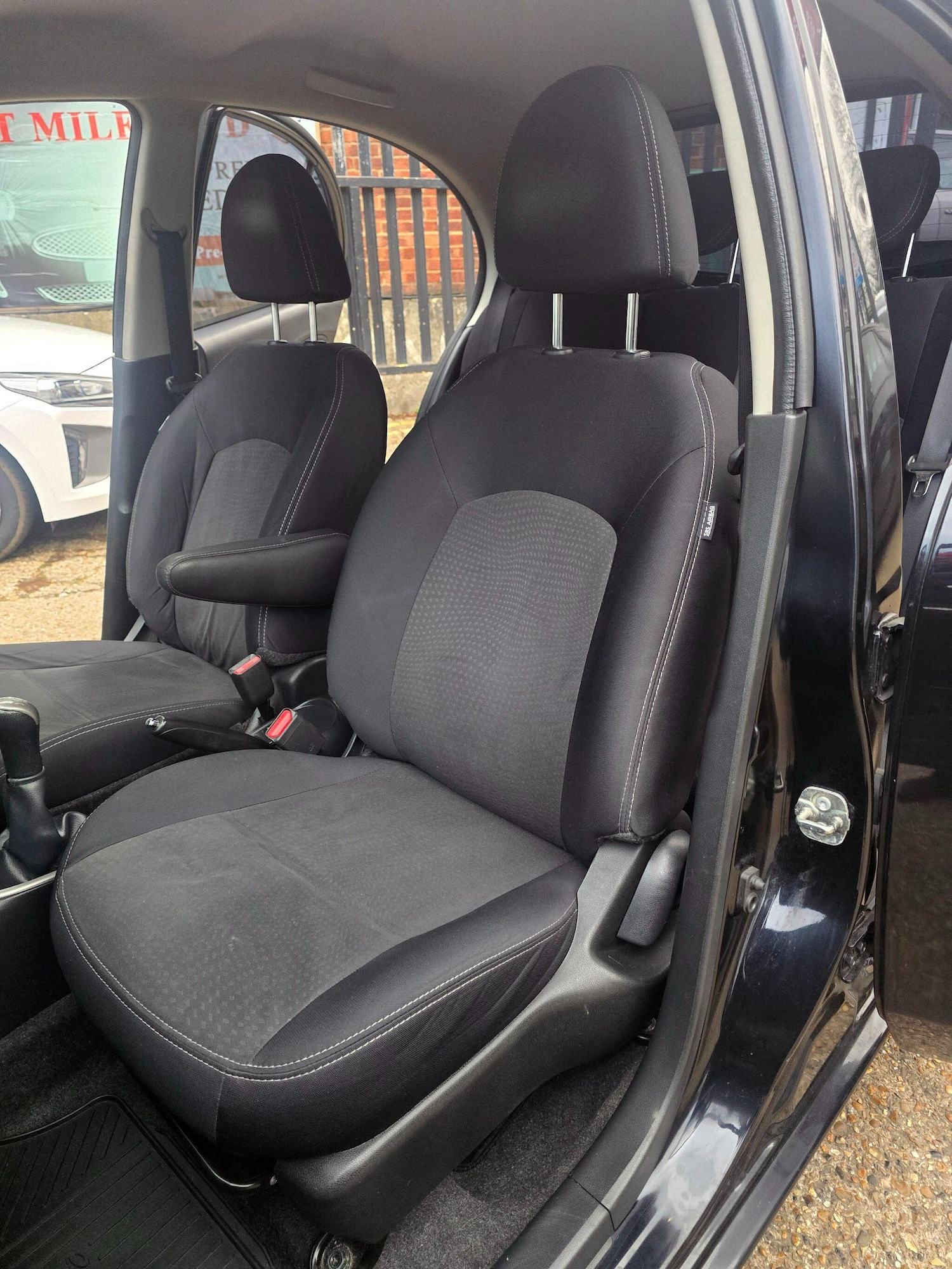 Used Nissan Micra 2014 for sale - 76953523: Photo 30