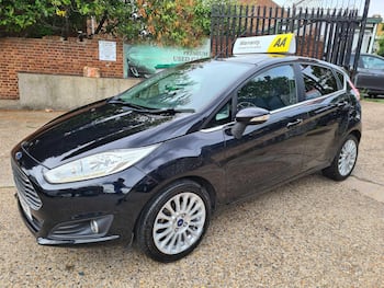 Used Ford Fiesta 2013 for sale - 79767327: Photo