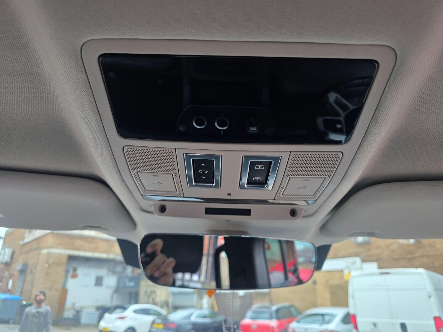 Used Land Rover Defender 110 for sale - 77695541: Photo 32