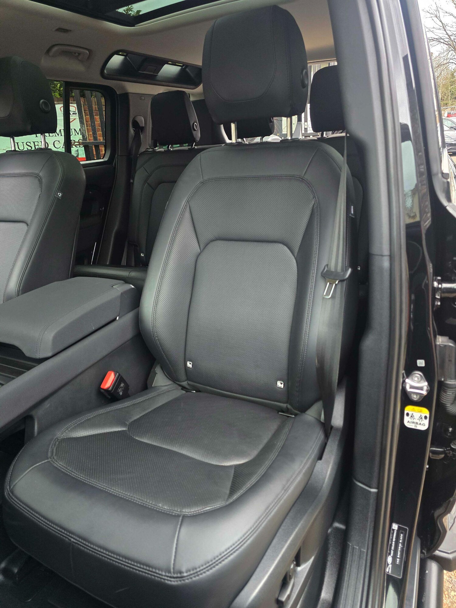 Used Land Rover Defender 110 for sale - 77695541: Photo 40