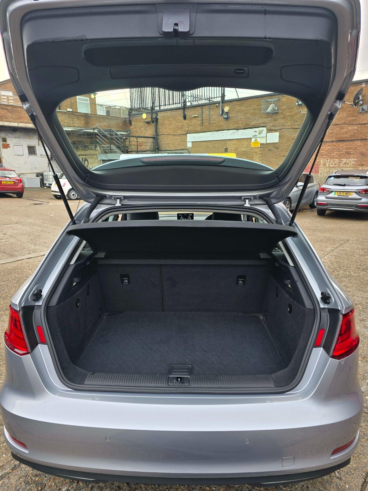 Used Audi A3 2015 for sale - 77496883: Photo 43