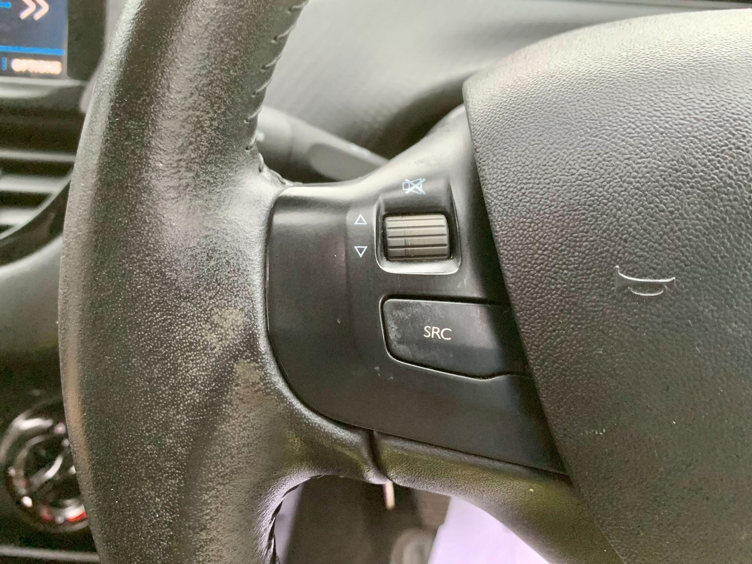 Used Peugeot 208 2019 for sale - 76592174: Photo 12