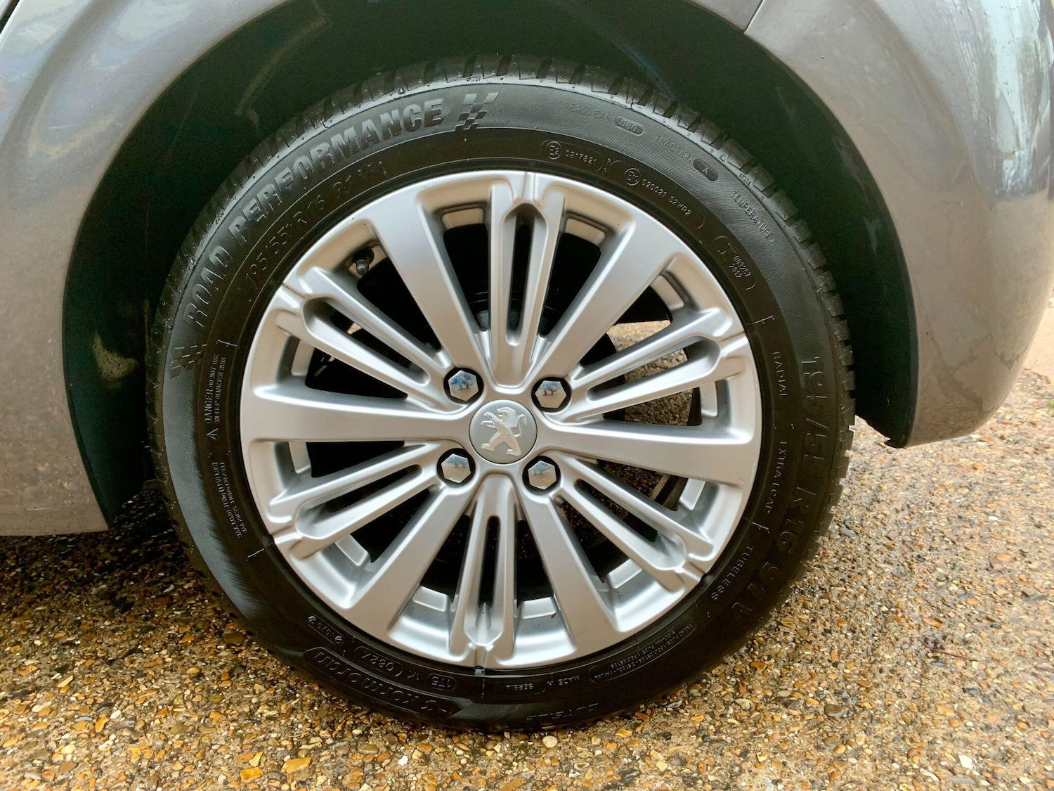 Used Peugeot 208 2019 for sale - 76592174: Photo 30