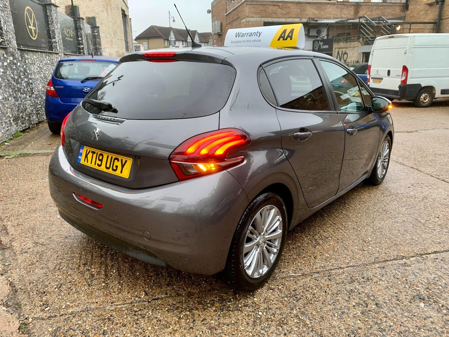 Used Peugeot 208 2019 for sale - 76592174: Photo 6