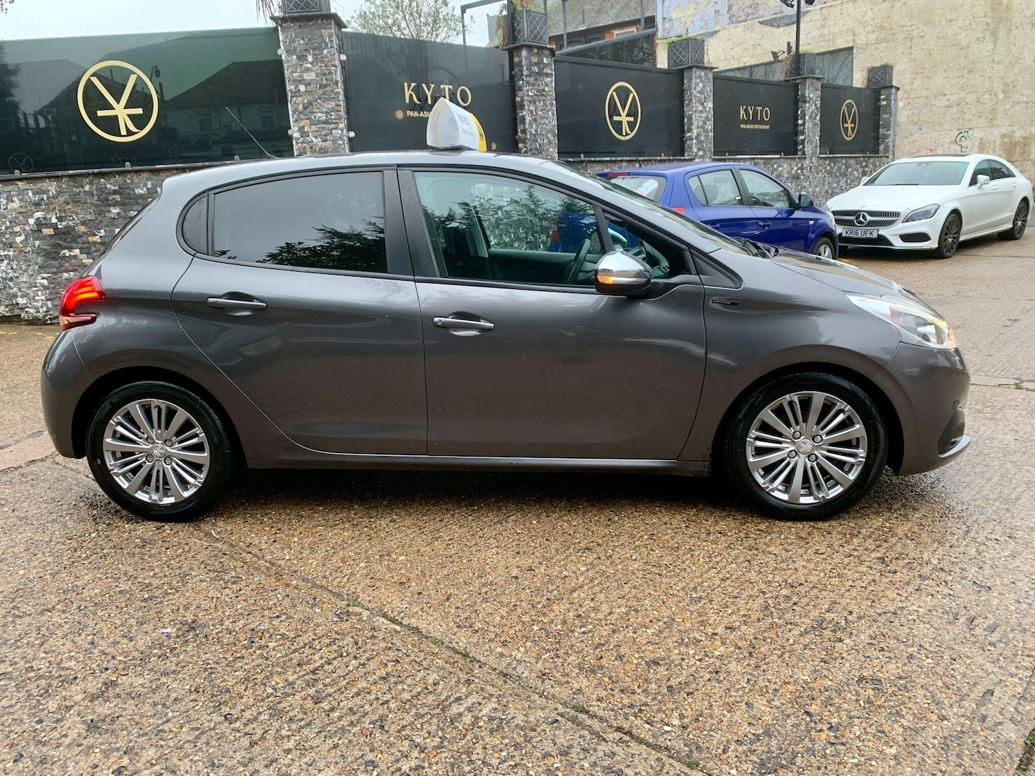Used Peugeot 208 2019 for sale - 76592174: Photo 8