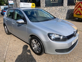 Used Volkswagen Golf 2011 for sale - 76026198: Photo