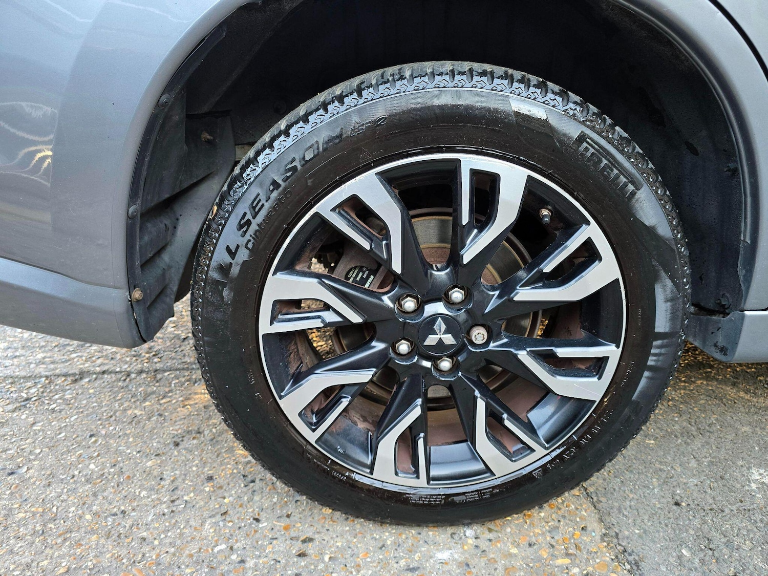 Used Mitsubishi Outlander 2016 for sale - 77982310: Photo 34