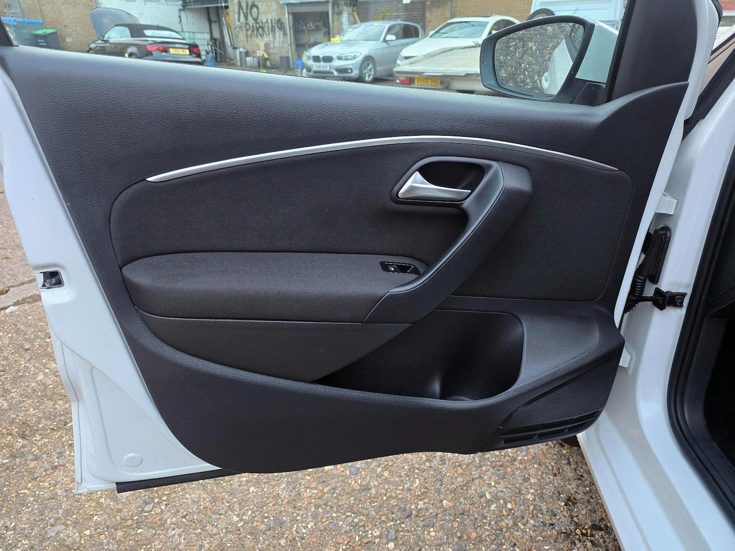 Used Volkswagen Polo 2017 for sale - 77455911: Photo 13