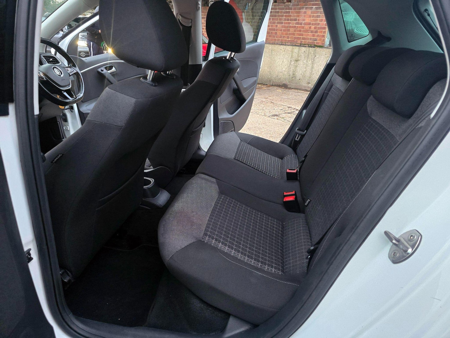 Used Volkswagen Polo 2017 for sale - 77455911: Photo 35