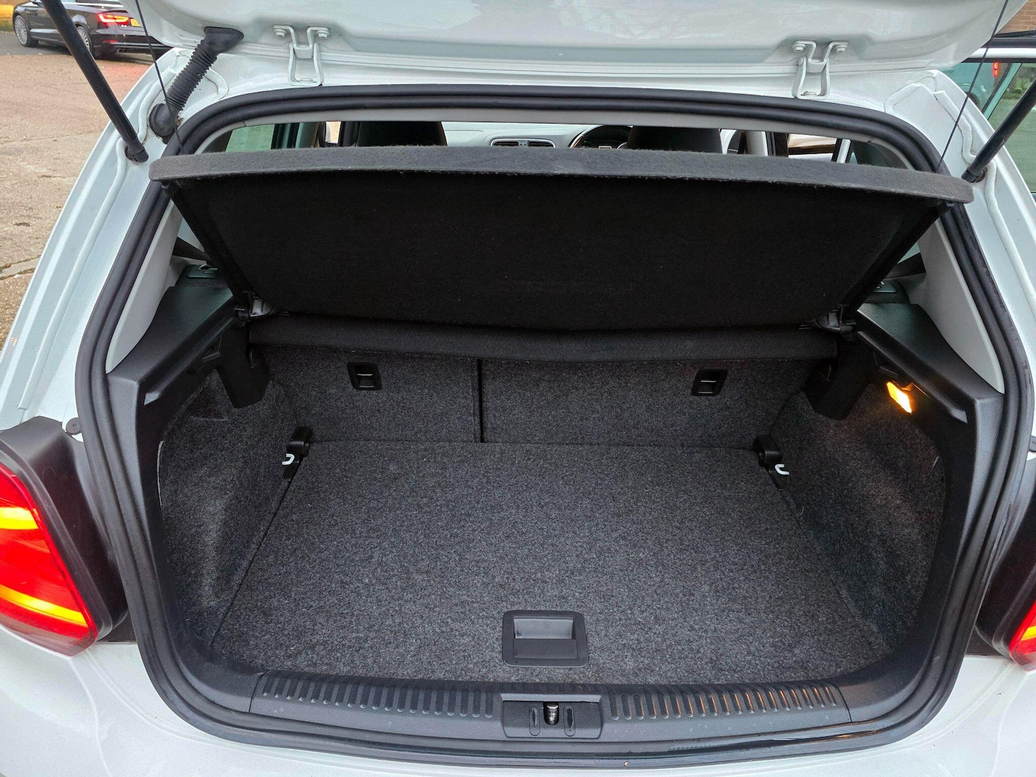 Used Volkswagen Polo 2017 for sale - 77455911: Photo 36