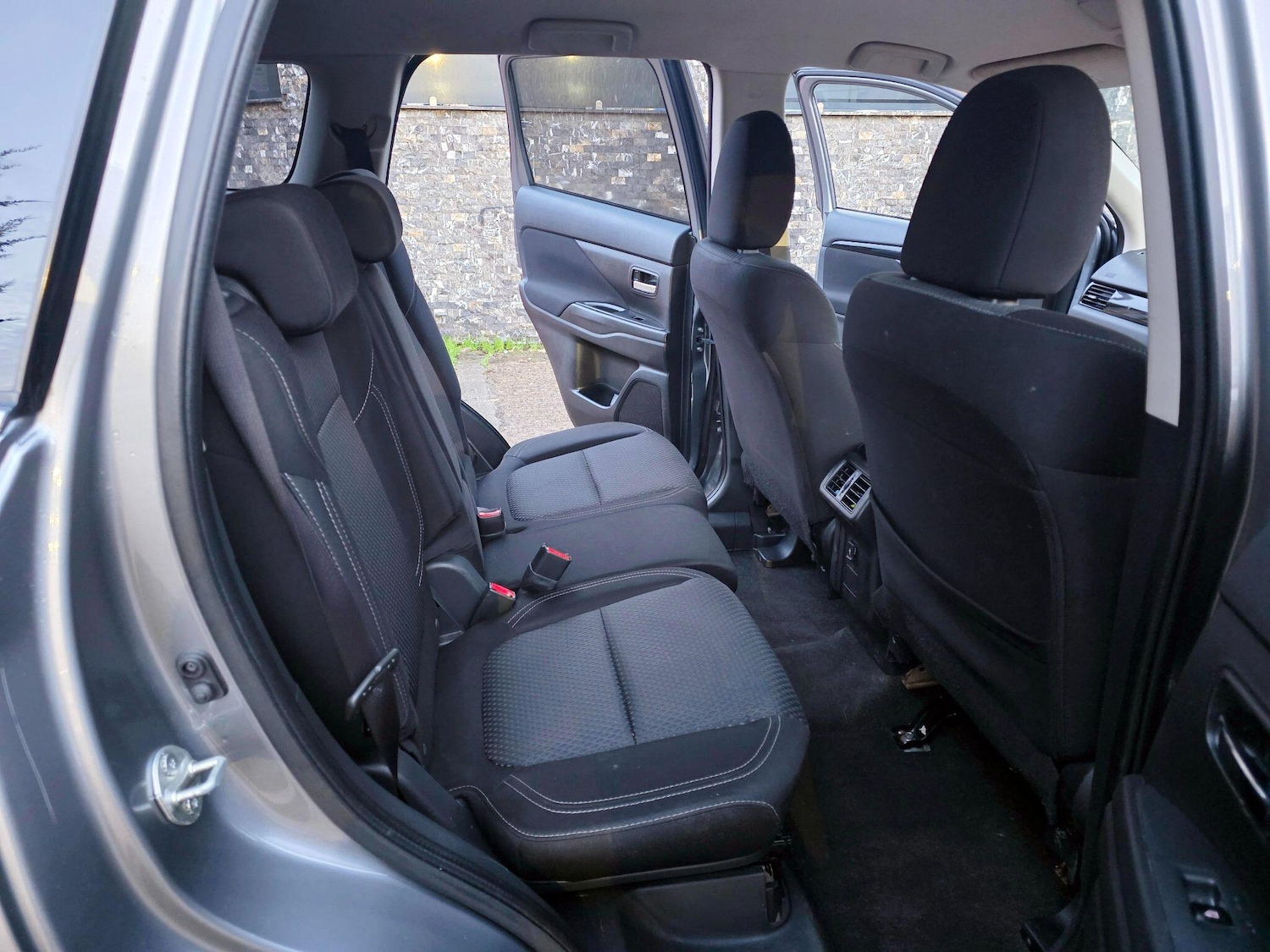 Used Mitsubishi Outlander 2020 for sale - 77359079: Photo 28