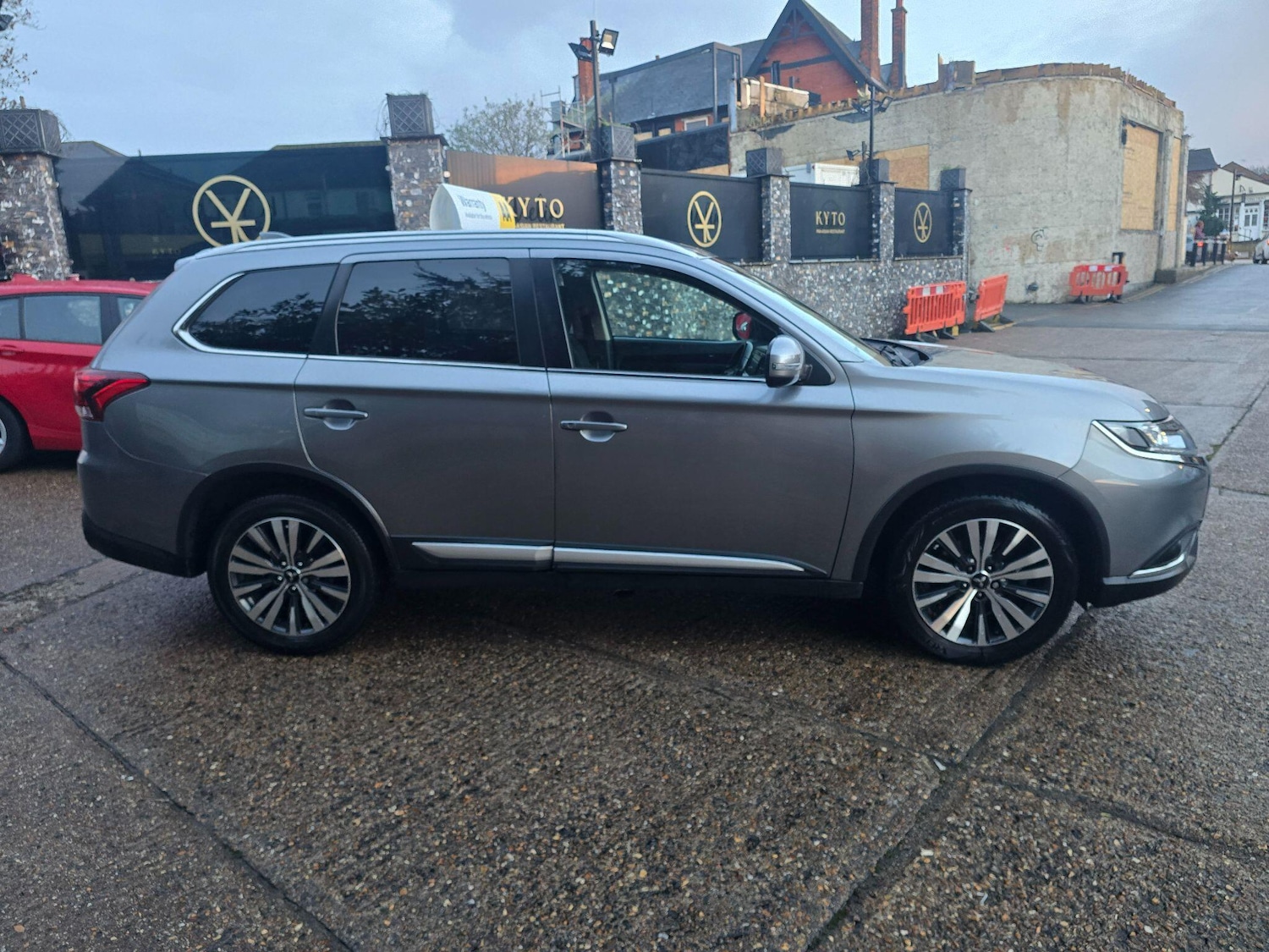 Used Mitsubishi Outlander 2020 for sale - 77359079: Photo 4