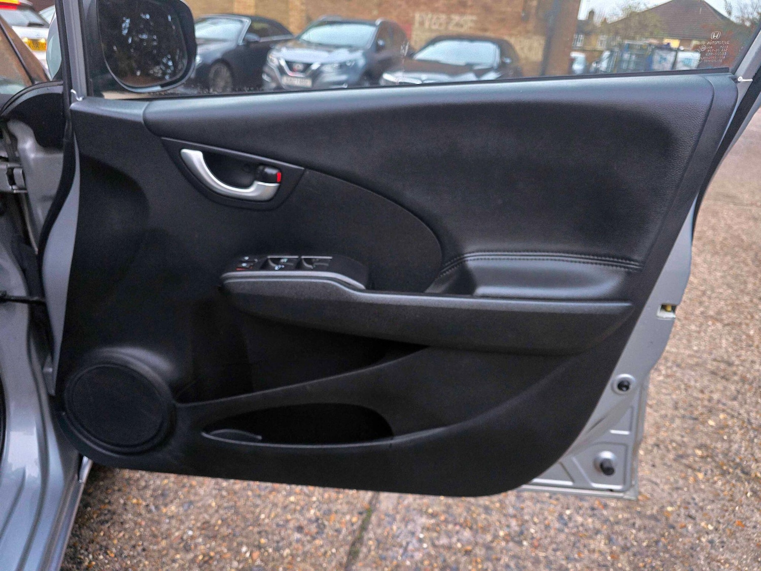 Used Honda Jazz 2013 for sale - 76850037: Photo 18