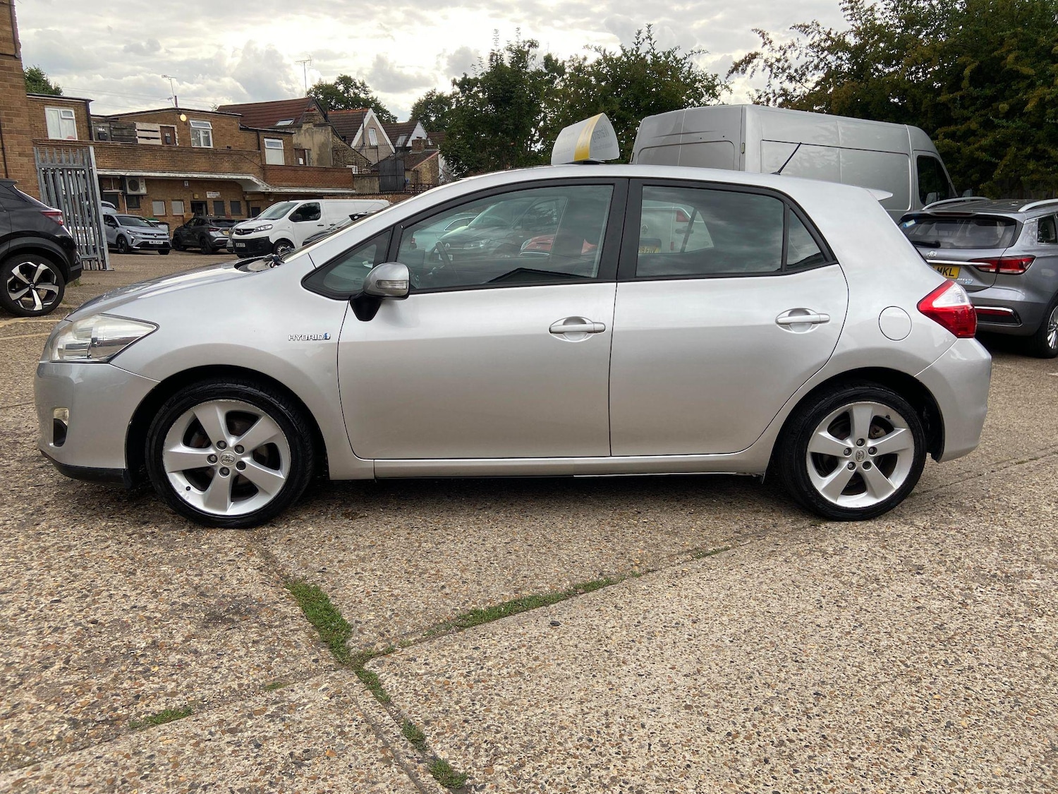 Used Toyota Auris 2011 for sale - 76121630: Photo 6