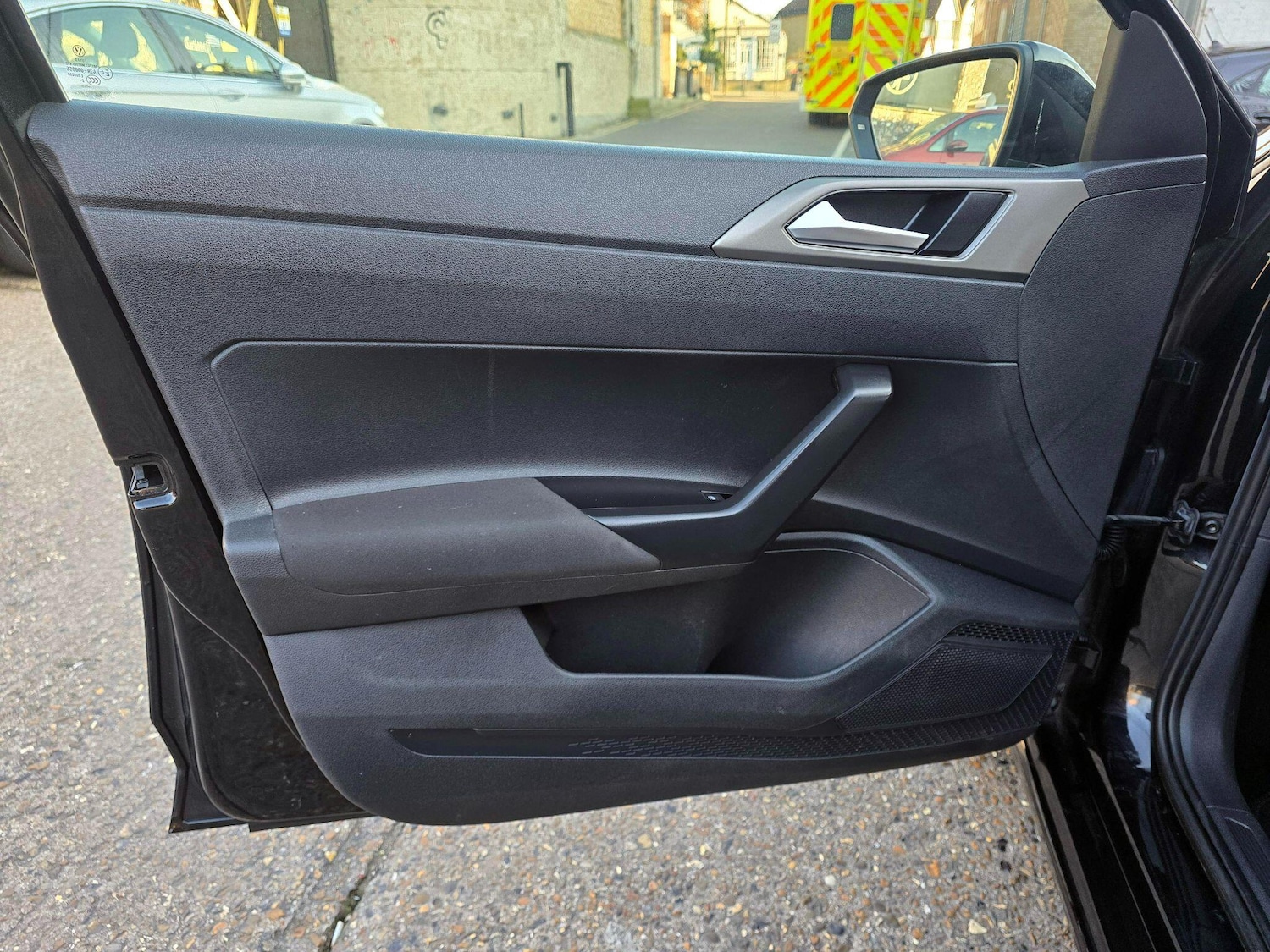 Used Volkswagen Polo for sale - 77970243: Photo 11