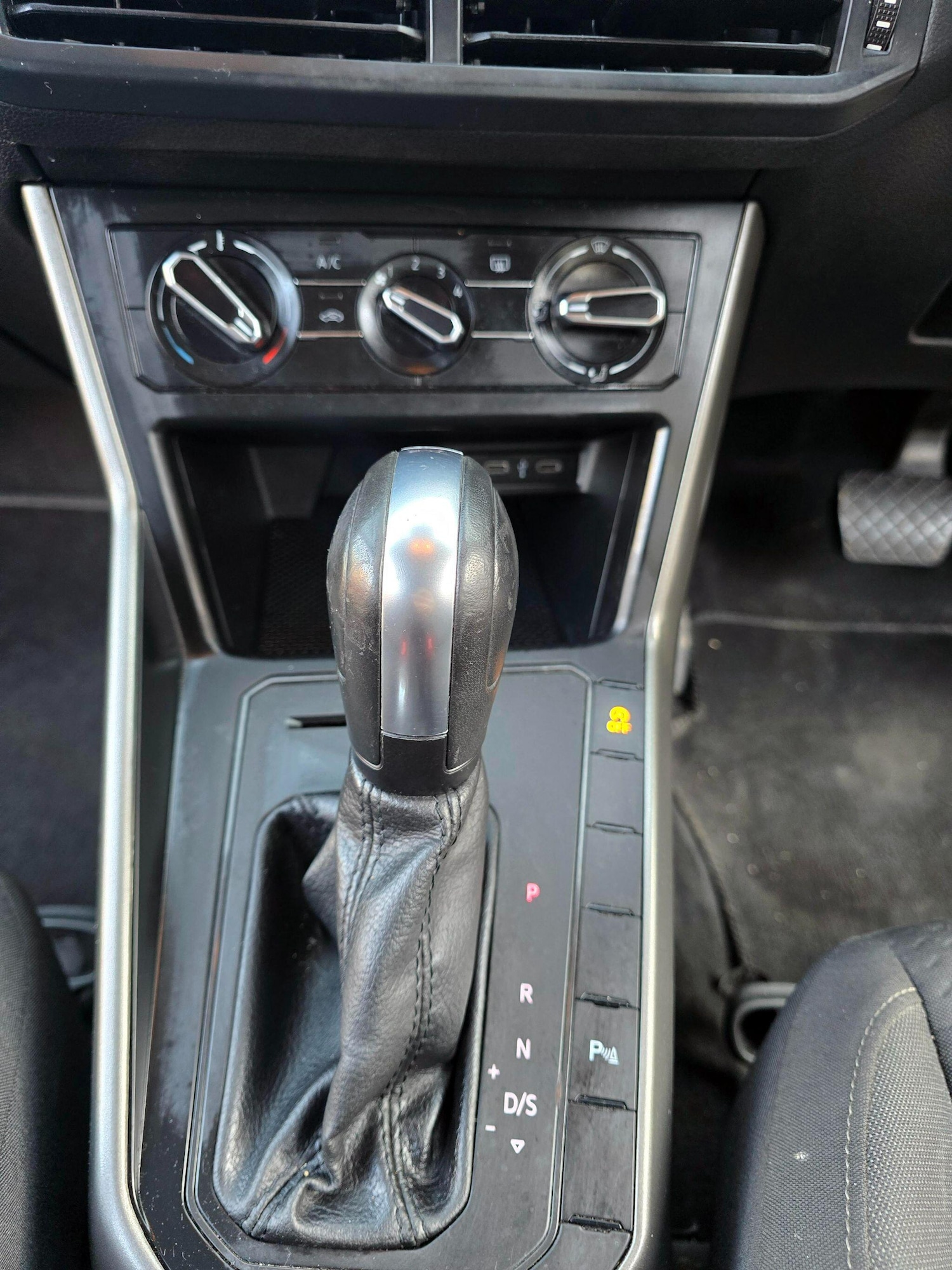 Used Volkswagen Polo for sale - 77970243: Photo 15