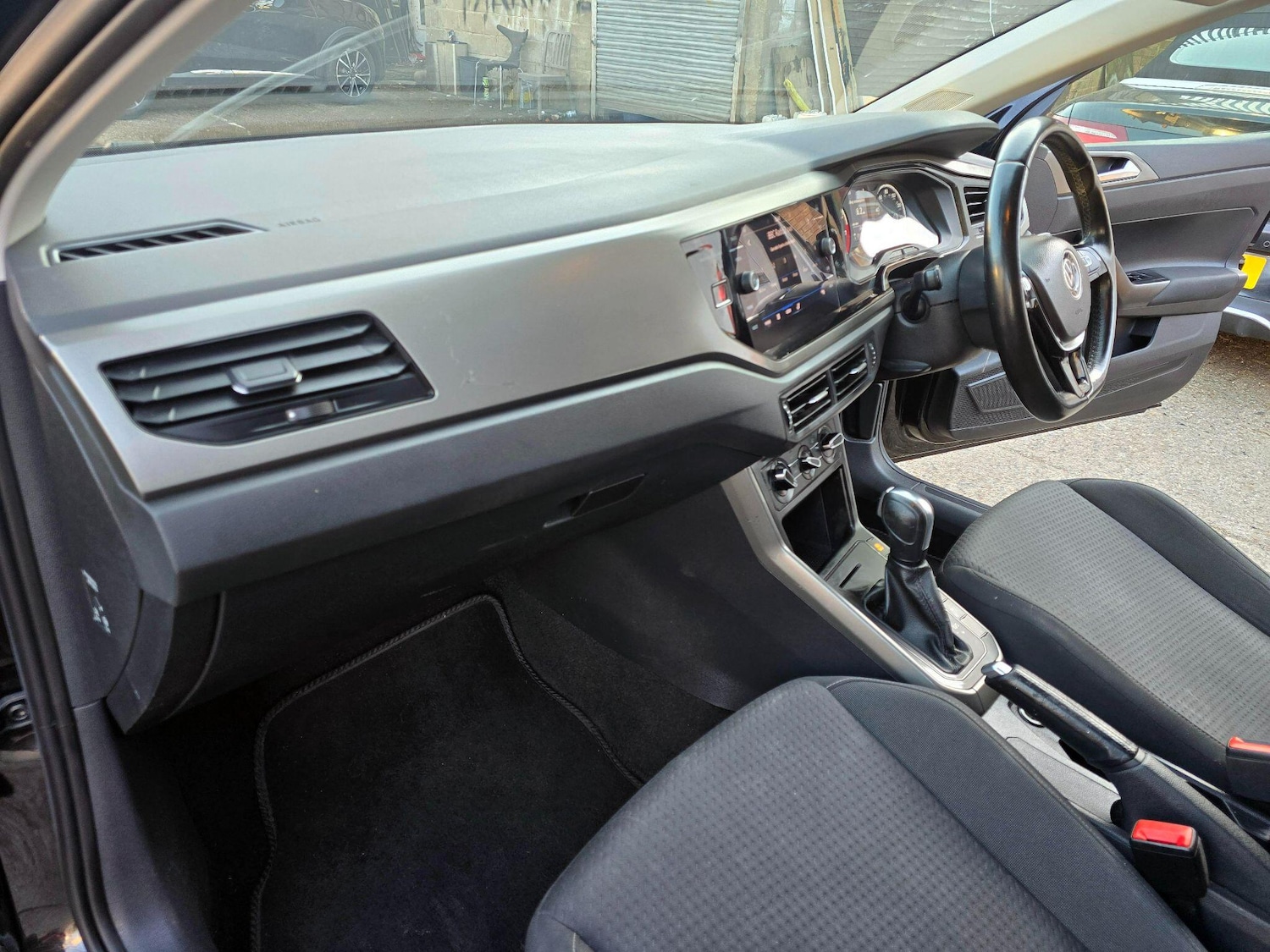 Used Volkswagen Polo for sale - 77970243: Photo 21