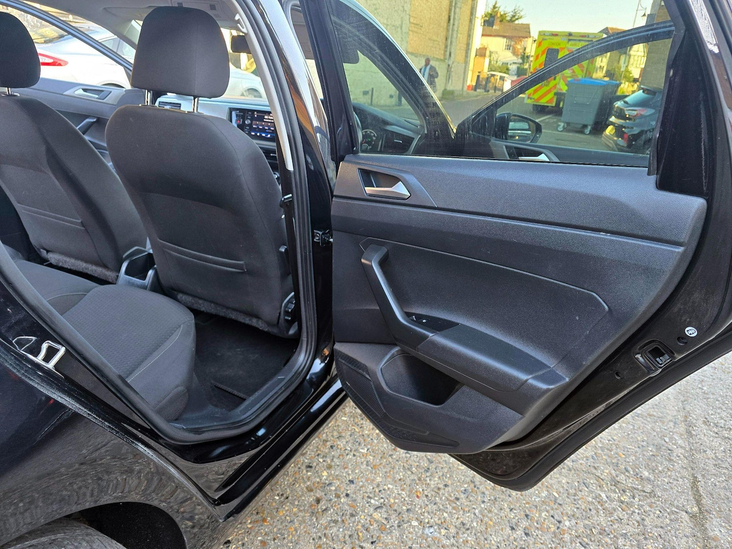 Used Volkswagen Polo for sale - 77970243: Photo 26