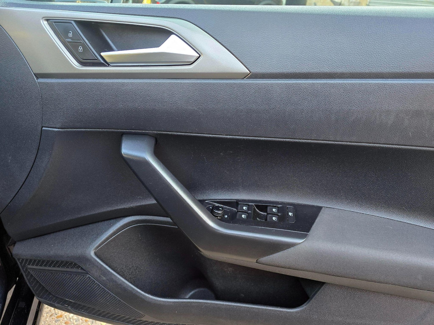 Used Volkswagen Polo for sale - 77970243: Photo 9