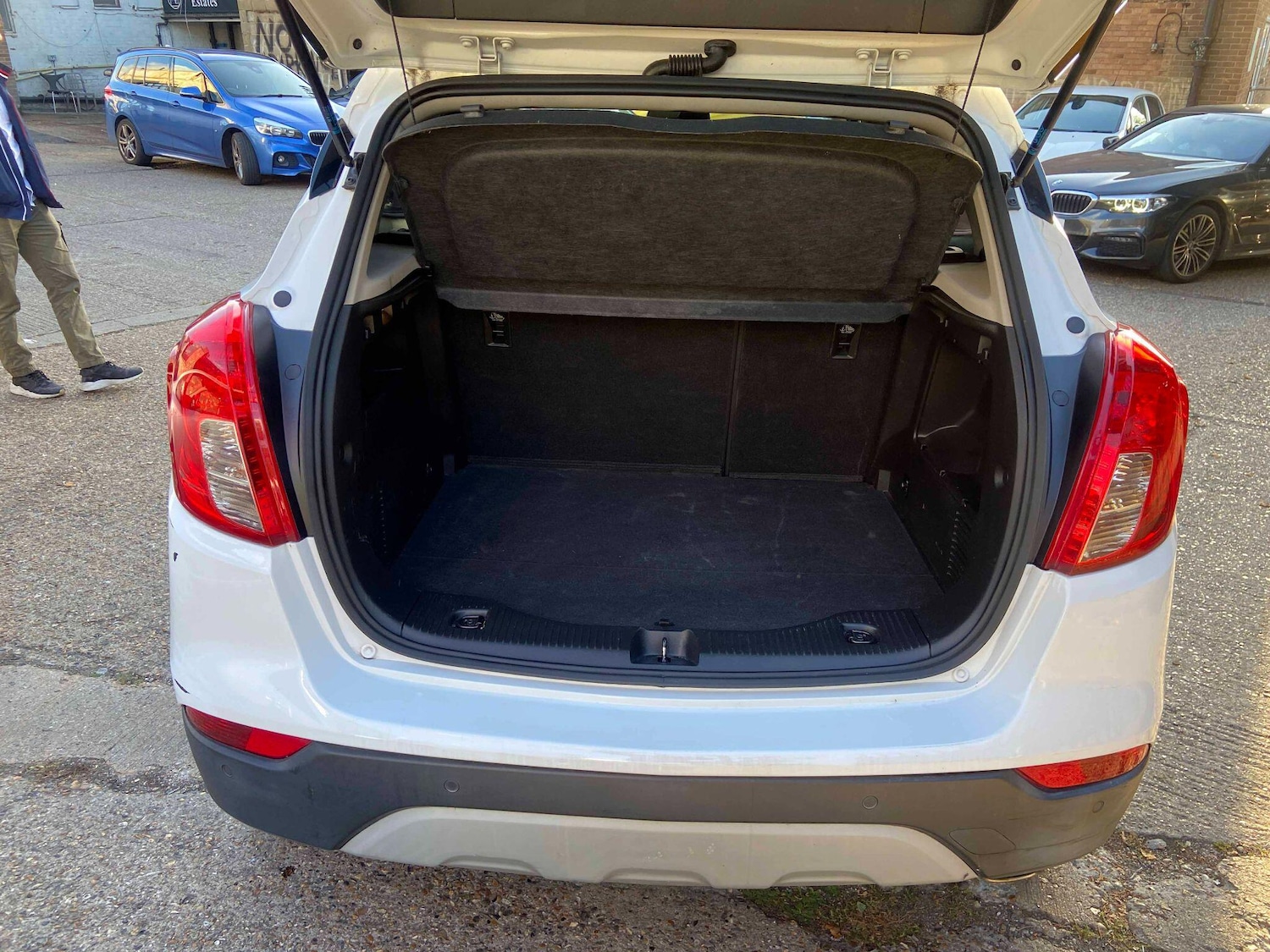 Vehicle 28