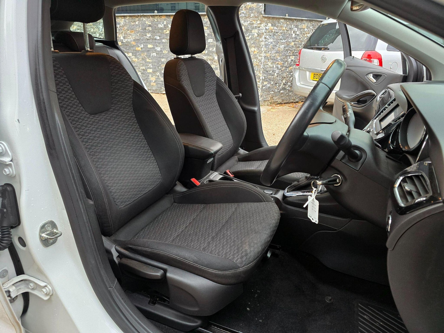 Used Vauxhall Astra 2018 for sale - 76094958: Photo 25