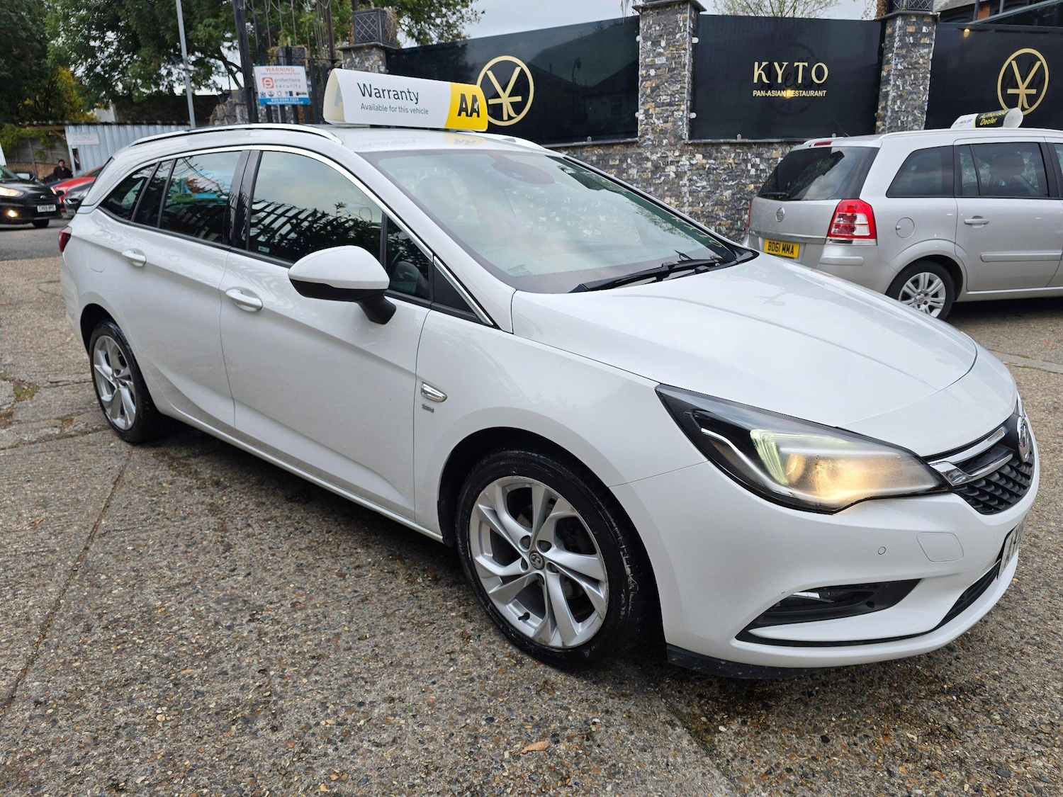 Used Vauxhall Astra 2018 for sale - 76094958: Photo 3