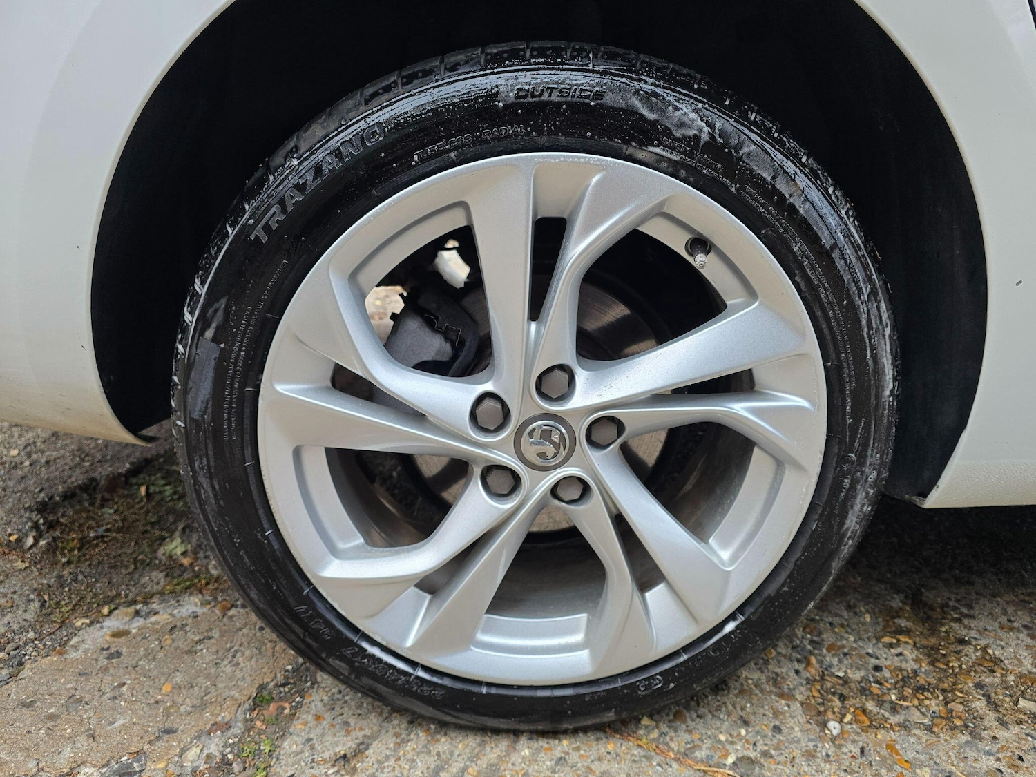 Used Vauxhall Astra 2018 for sale - 76094958: Photo 30