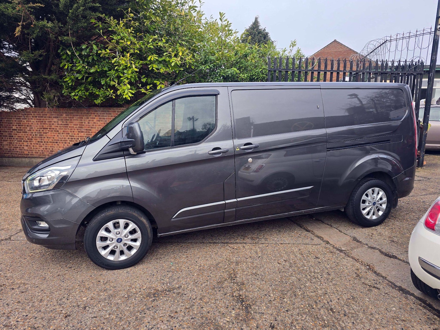 Used Ford Transit Custom 2019 for sale - 77331680: Photo 5