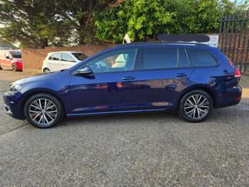 Used Volkswagen Golf 2018 for sale - 74713351: Photo