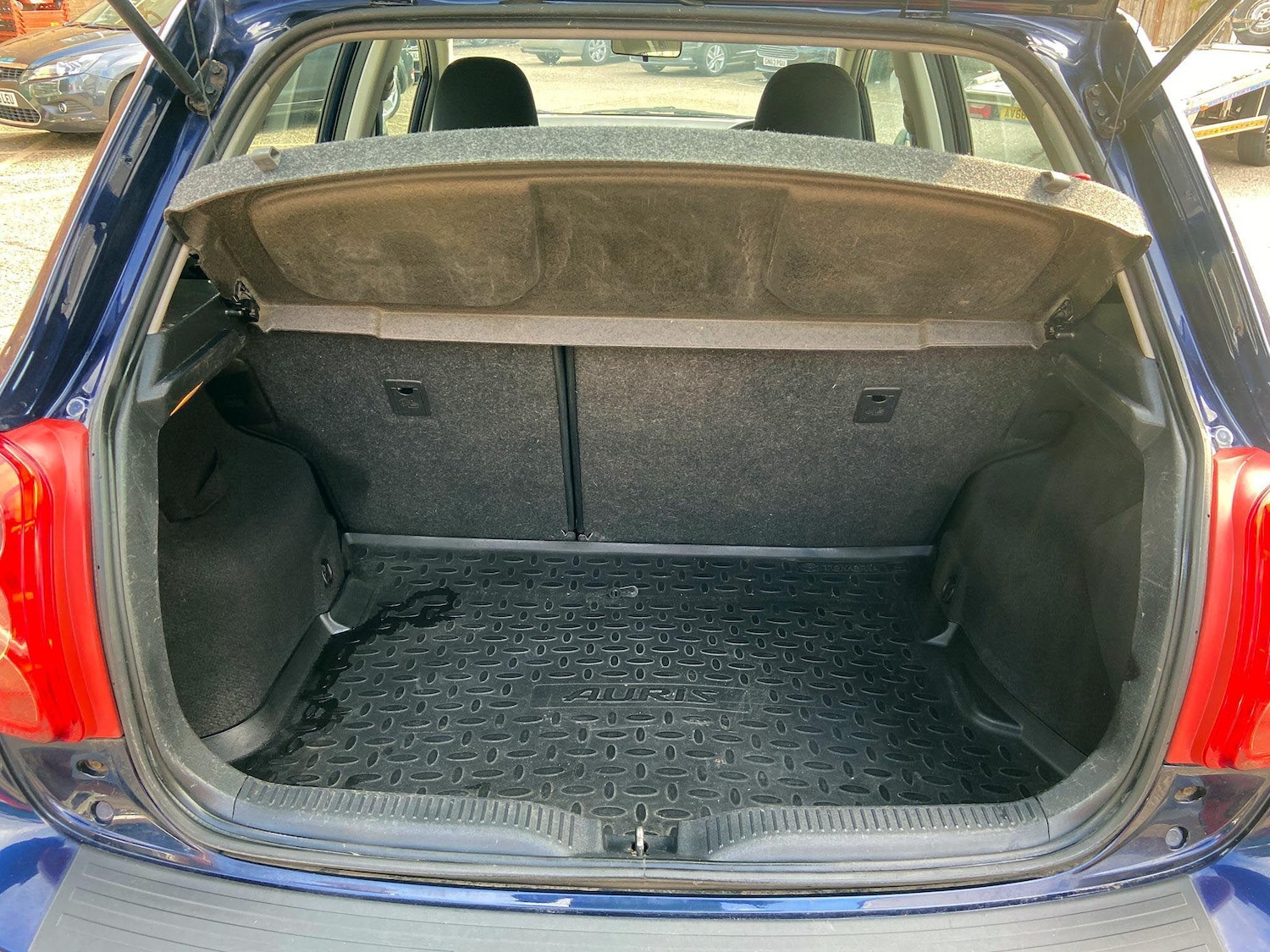 Vehicle 28