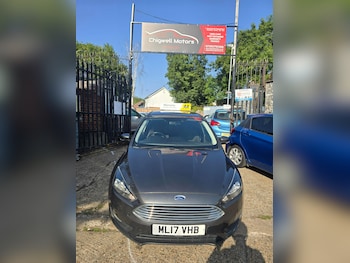Used Ford Focus 2017 for sale - 75562903: Photo