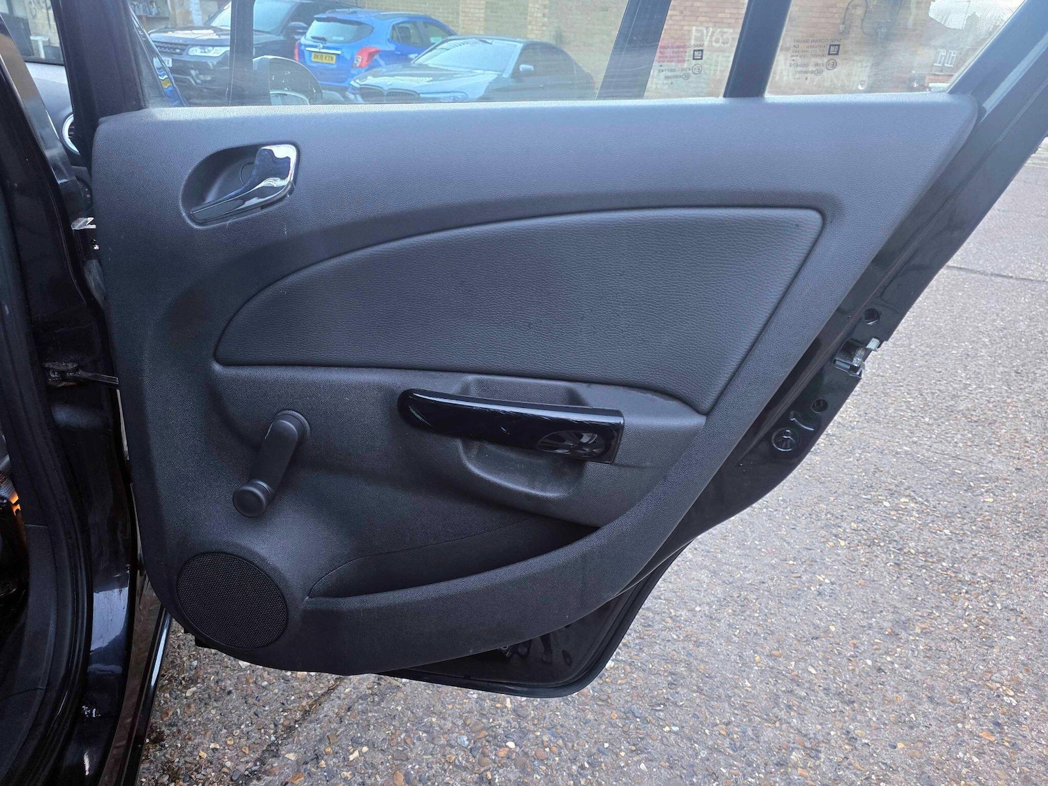 Used Vauxhall Corsa 2010 for sale - 76913044: Photo 10