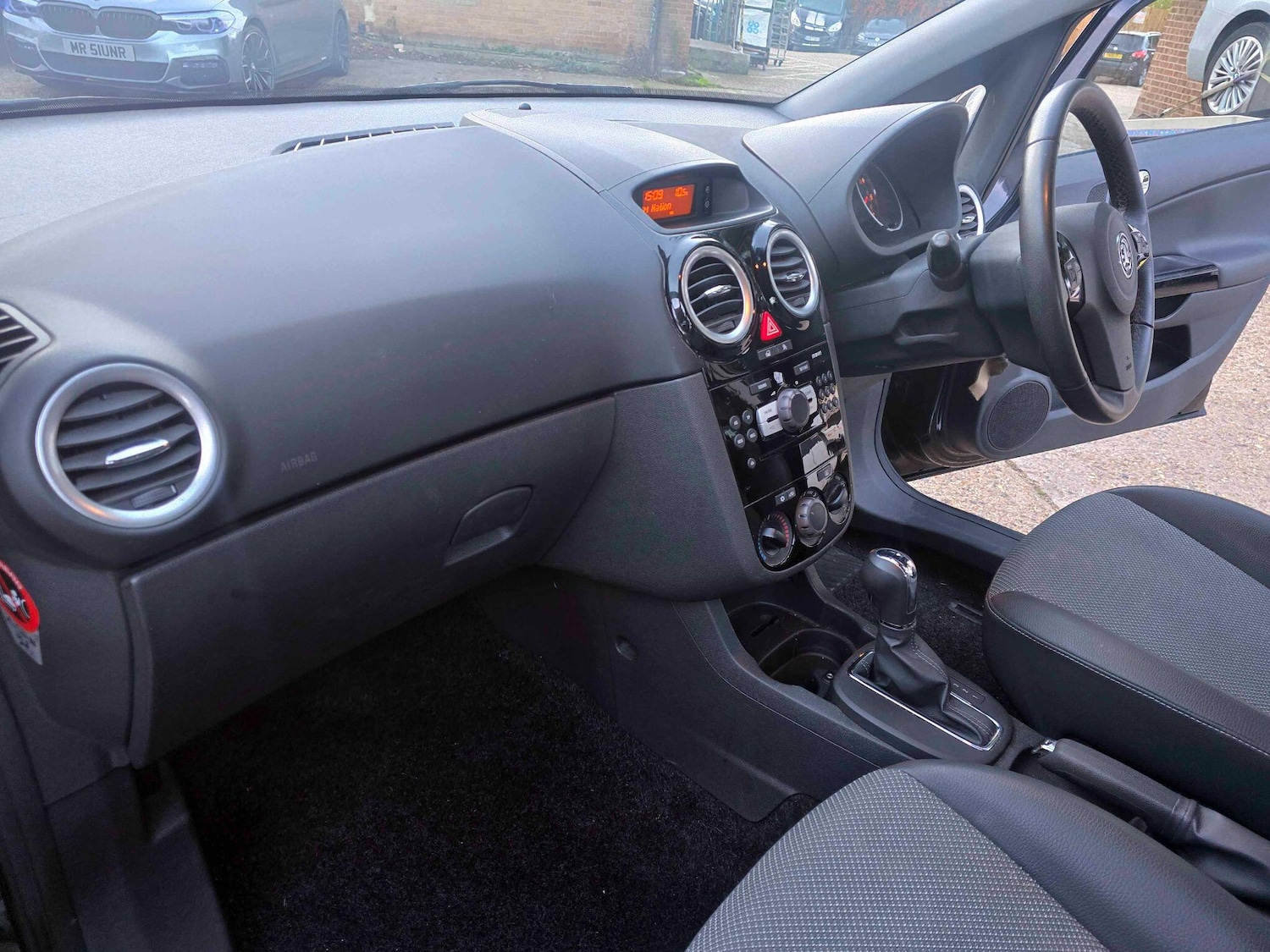 Used Vauxhall Corsa 2010 for sale - 76913044: Photo 19