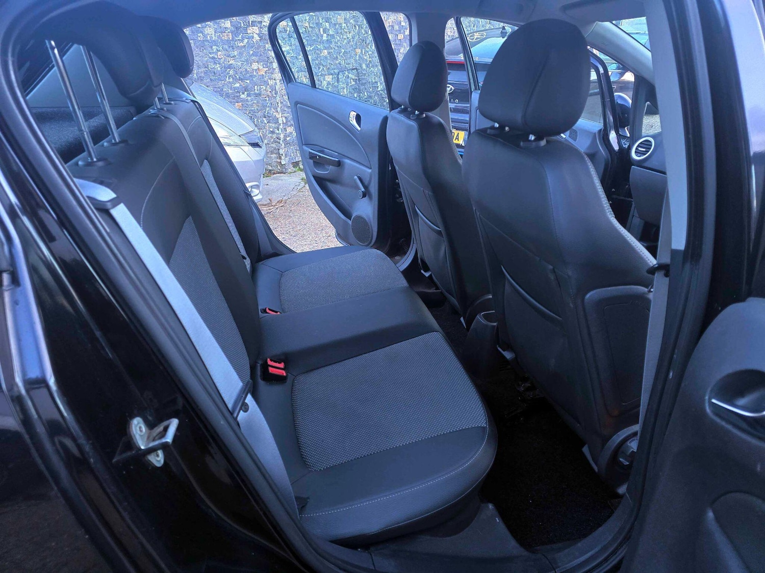 Used Vauxhall Corsa 2010 for sale - 76913044: Photo 22