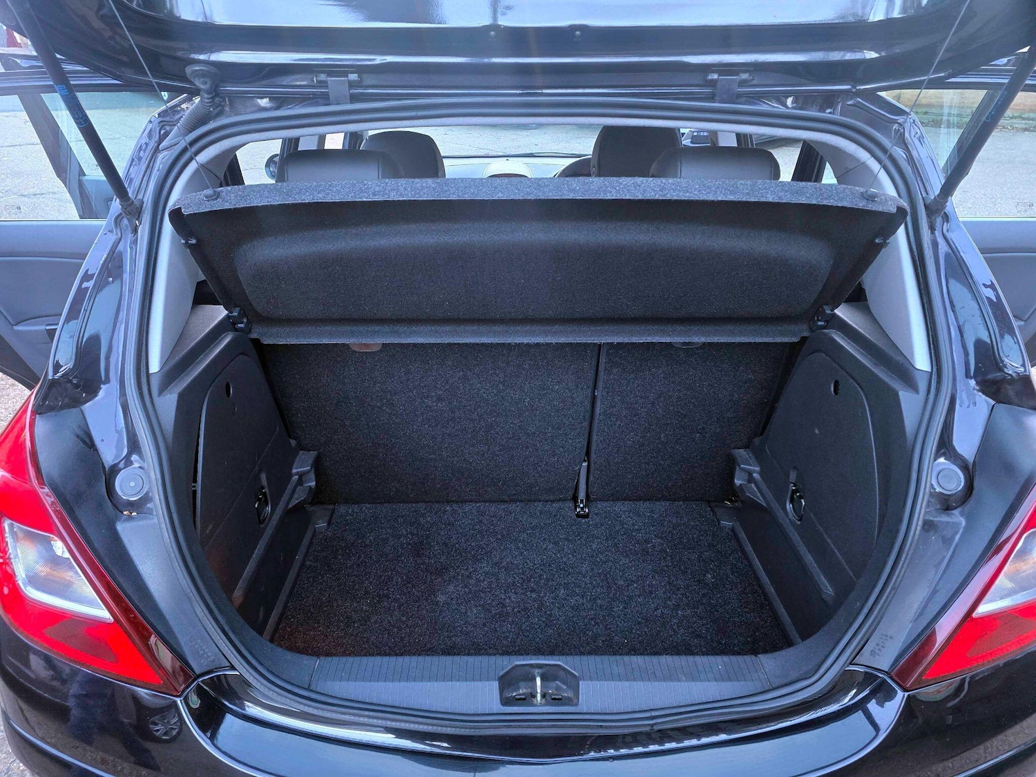 Used Vauxhall Corsa 2010 for sale - 76913044: Photo 23