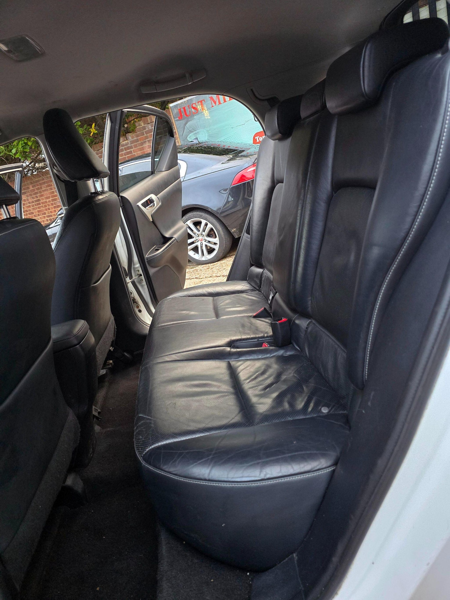 Used Lexus CT 2011 for sale - 76446703: Photo 26