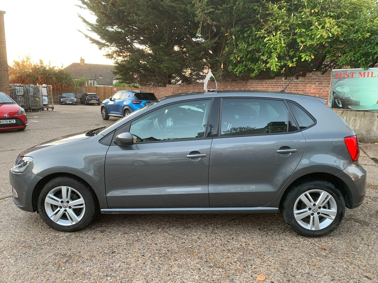 Used Volkswagen Polo for sale - 76995774: Photo 5